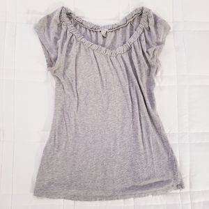 3/$45 | Old Navy Grey T-shirt Top Scoop Neck